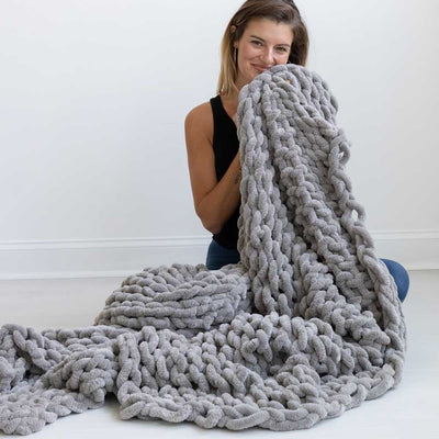 VASTARA™  - COZY KNIT BLANKET