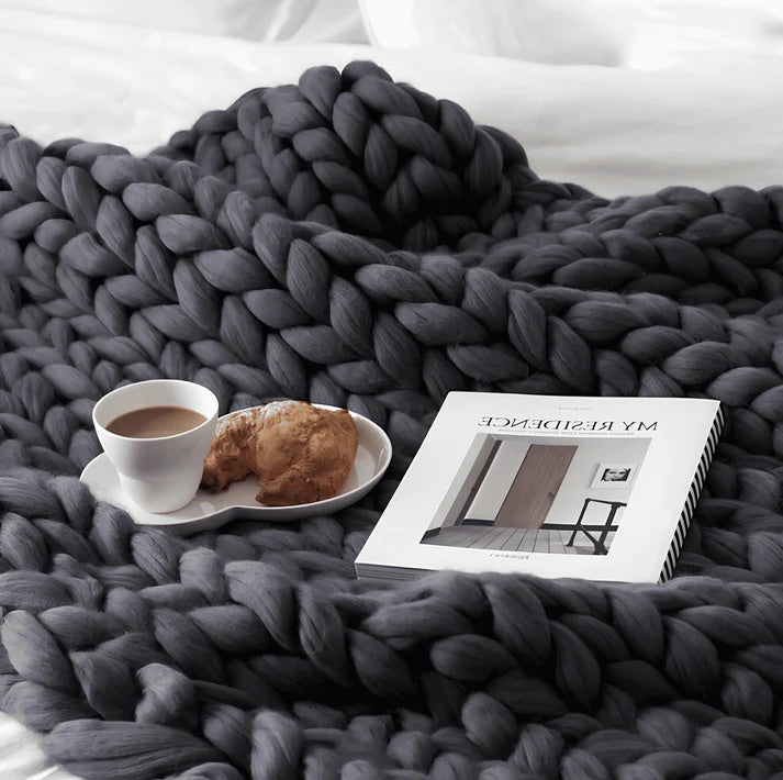 VASTARA™  - COZY KNIT BLANKET